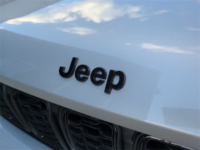 Thumbnail: 2025 Jeep Grand Cherokee L - 12