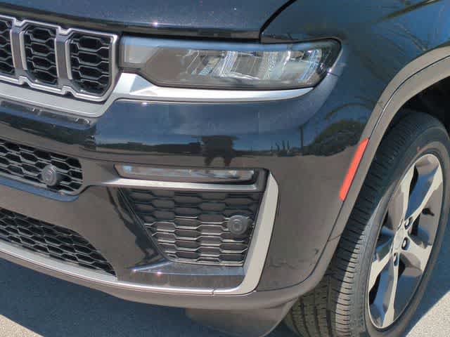 Thumbnail: 2026 Jeep Grand Cherokee L - 11