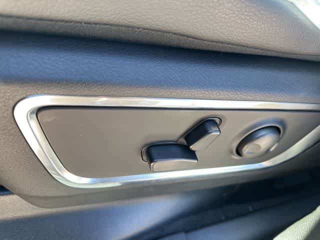 Thumbnail: 2026 RAM 1500 - 9