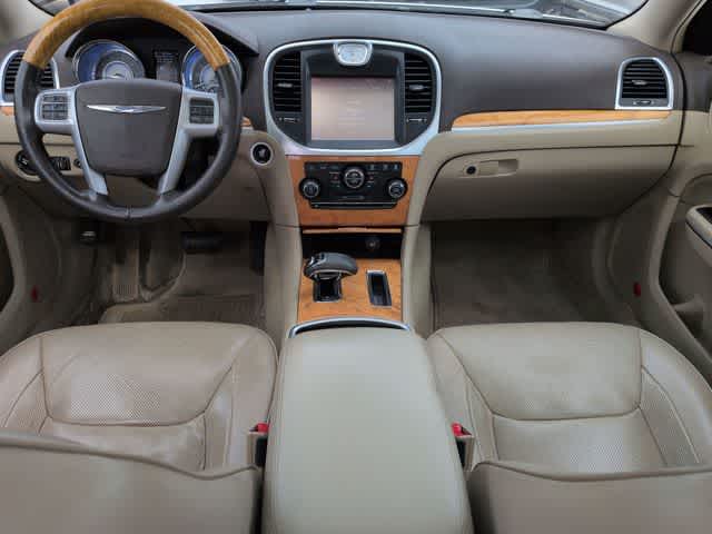 Thumbnail: 2013 Chrysler 300 - 14