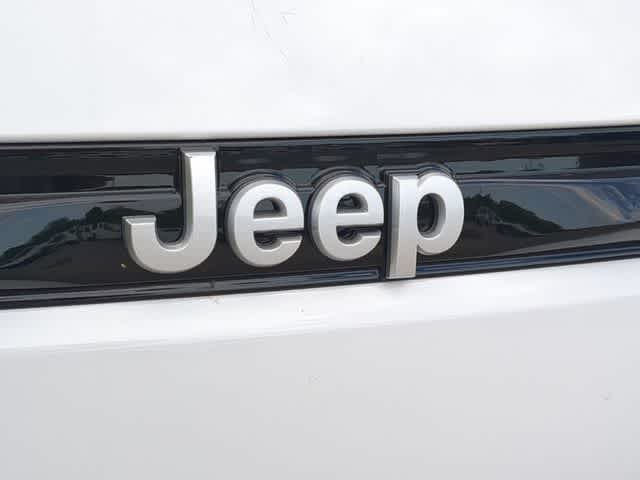 Thumbnail: 2026 Jeep Grand Cherokee - 12