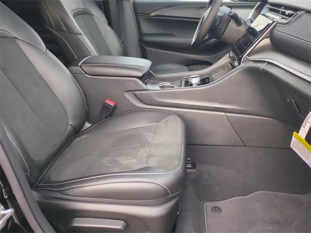 Thumbnail: 2025 Jeep Grand Cherokee - 21