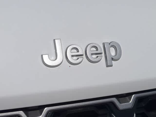 Thumbnail: 2026 Jeep Grand Cherokee - 12