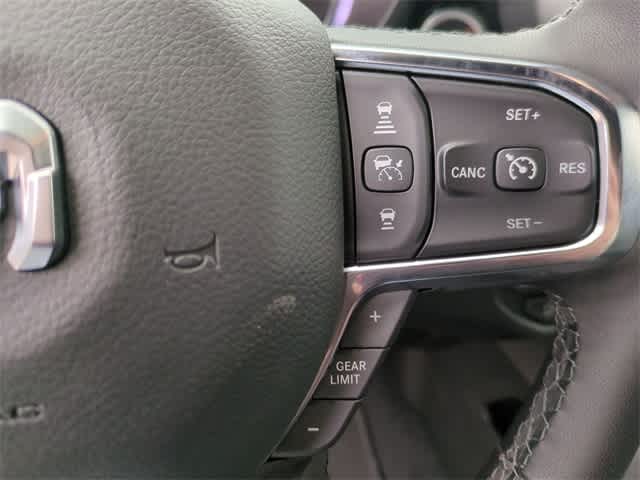 Thumbnail: 2026 RAM 1500 - 25