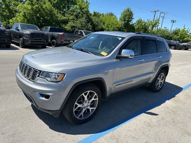 Thumbnail: 2020 Jeep Grand Cherokee - 17