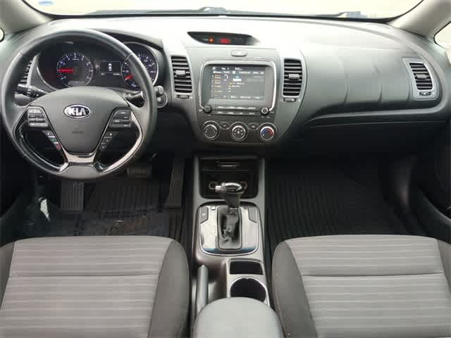 Thumbnail: 2018 Kia Forte - 15
