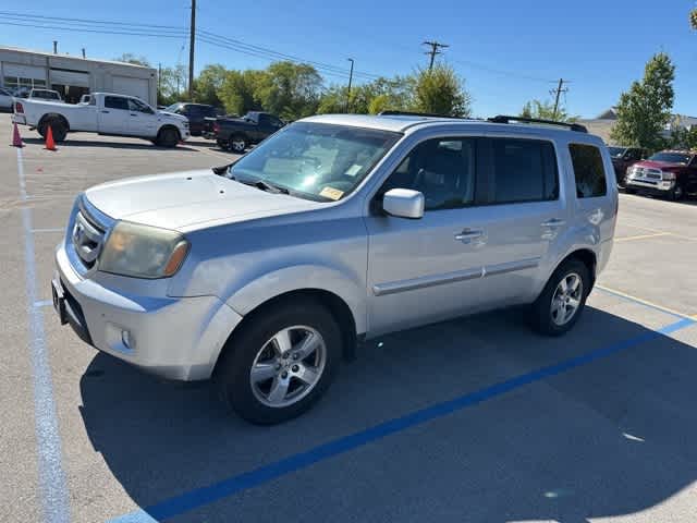 Thumbnail: 2011 Honda Pilot - 14