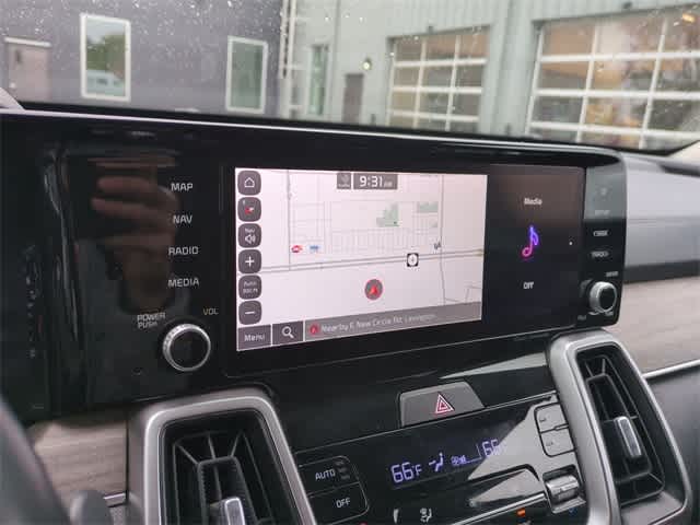 Thumbnail: 2022 Kia Sorento - 29