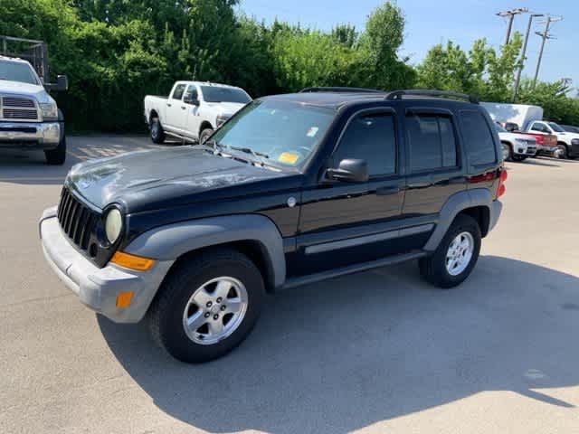 Thumbnail: 2005 Jeep Liberty - 8