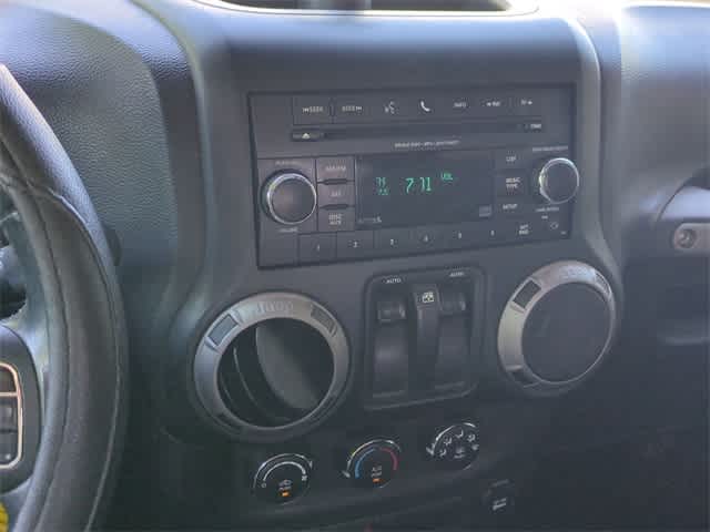 Thumbnail: 2012 Jeep Wrangler - 27