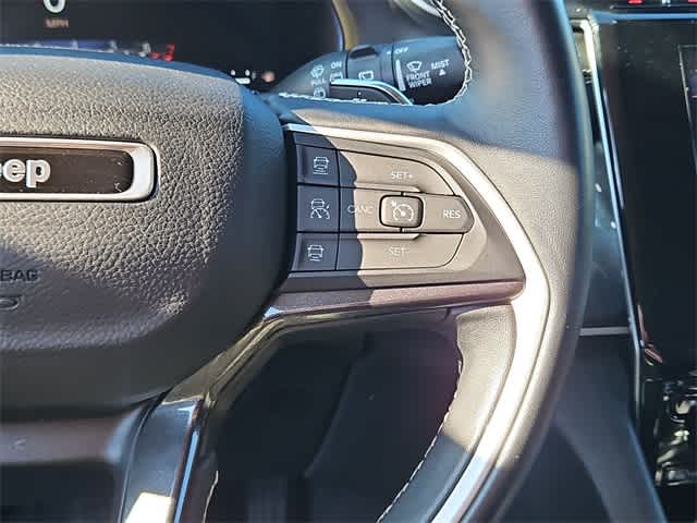 Thumbnail: 2022 Jeep Grand Cherokee L - 25