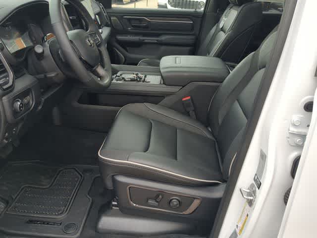 Thumbnail: 2026 RAM 1500 - 17
