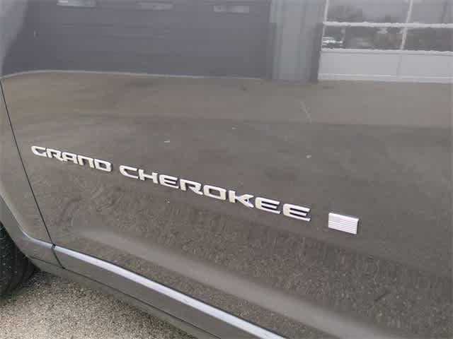 Thumbnail: 2022 Jeep Grand Cherokee L - 13