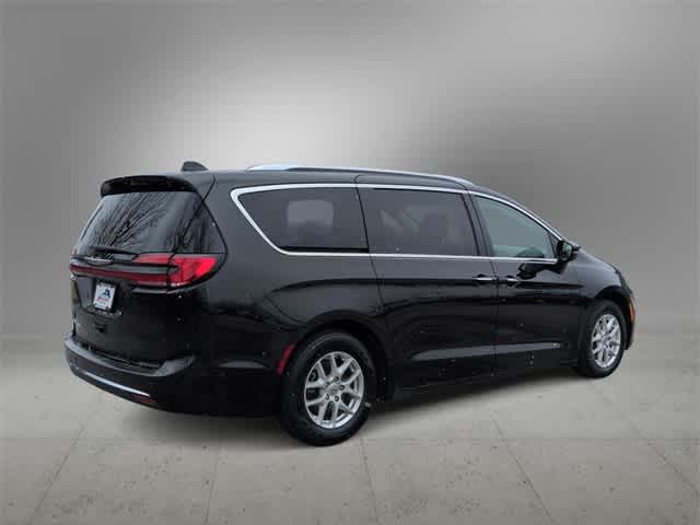 Thumbnail: 2021 Chrysler Pacifica - 8