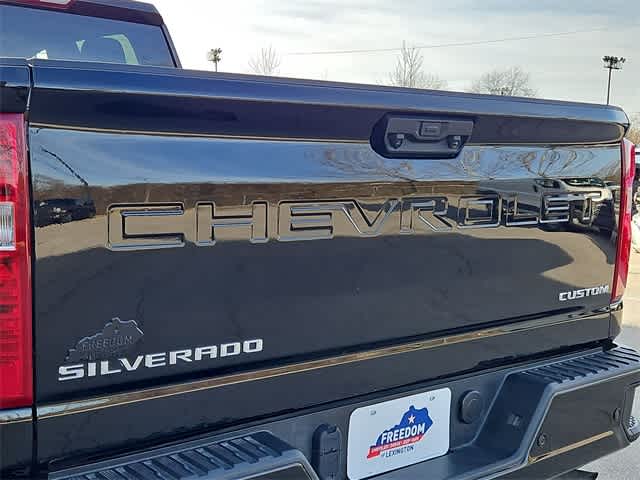 Thumbnail: 2025 Chevrolet Silverado 2500 - 12