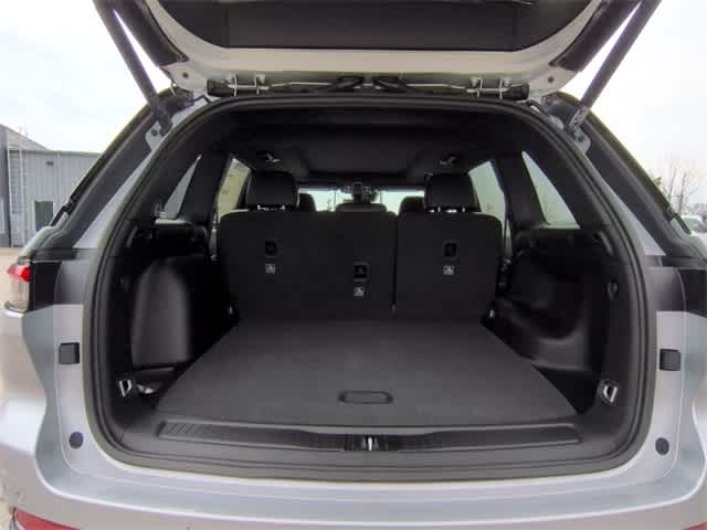 Thumbnail: 2025 Jeep Grand Cherokee - 33