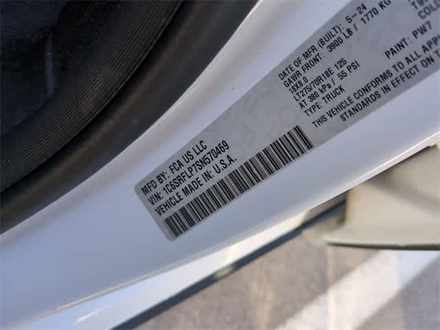 Thumbnail: 2025 RAM 1500 - 37