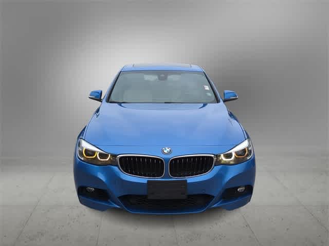 Thumbnail: 2018 BMW 3 Series - 3
