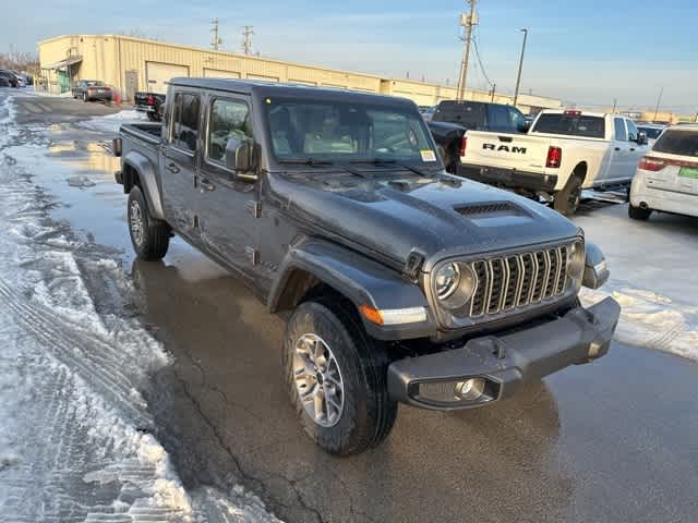 Thumbnail: 2026 Jeep Gladiator - 11