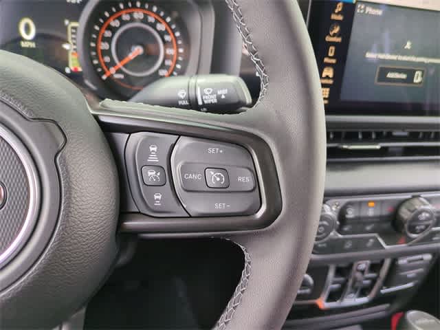 Thumbnail: 2025 Jeep Gladiator - 24