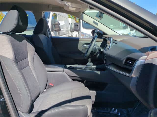 Thumbnail: 2023 Nissan Rogue - 22