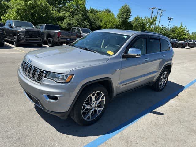 Thumbnail: 2020 Jeep Grand Cherokee - 16