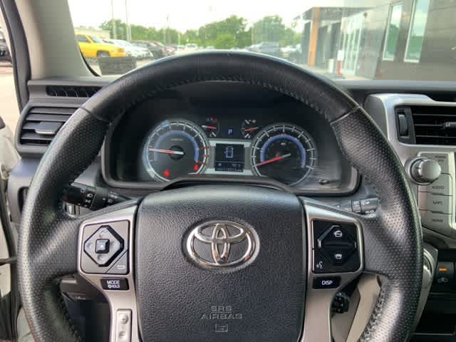 Thumbnail: 2015 Toyota 4Runner - 8
