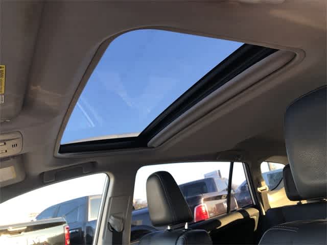 Thumbnail: 2013 Toyota RAV4 - 22