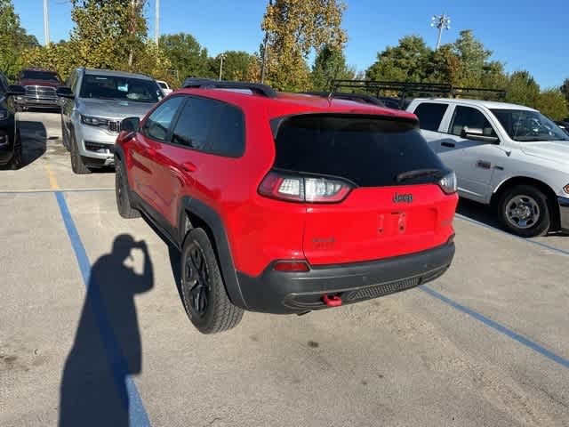 Thumbnail: 2019 Jeep Cherokee - 17