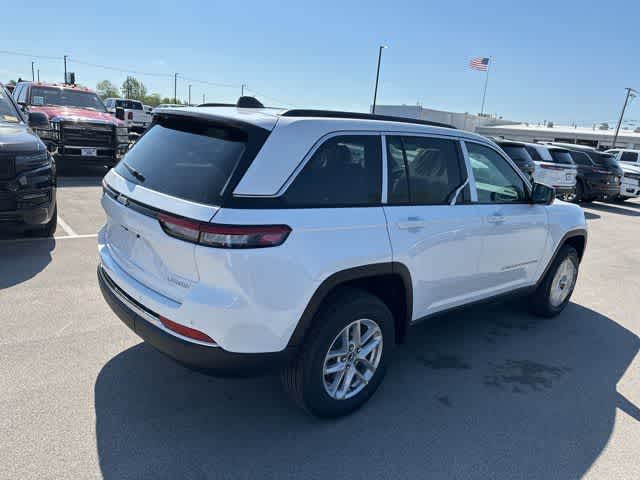 Thumbnail: 2026 Jeep Grand Cherokee - 13