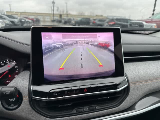 Thumbnail: 2022 Jeep Compass - 12