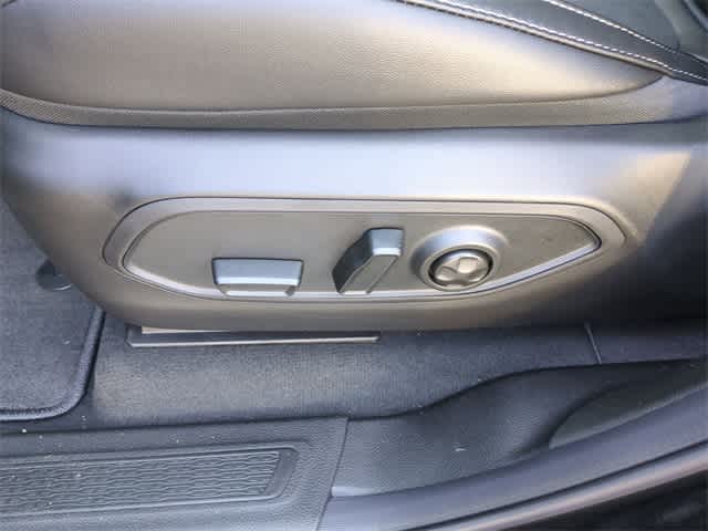 Thumbnail: 2025 Jeep Grand Cherokee - 18