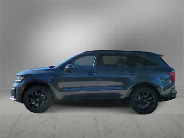 Thumbnail: 2022 Kia Sorento - 5