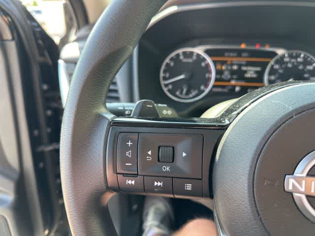 Thumbnail: 2023 Nissan Rogue - 11