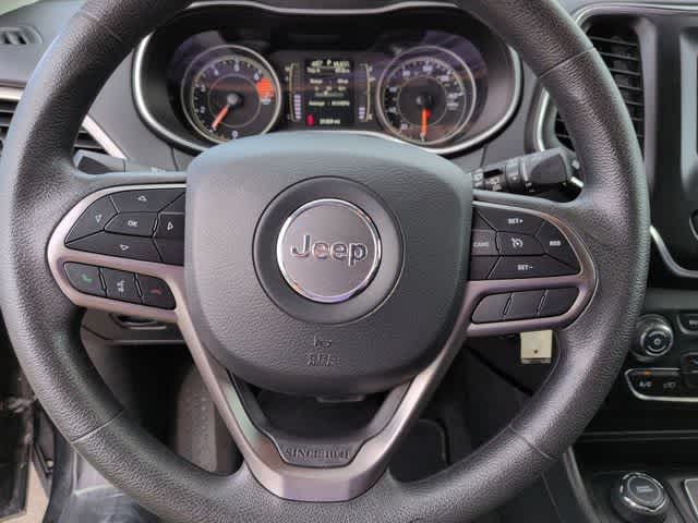 Thumbnail: 2021 Jeep Cherokee - 22