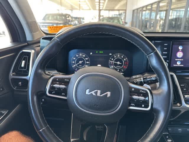 Thumbnail: 2022 Kia Sorento - 10