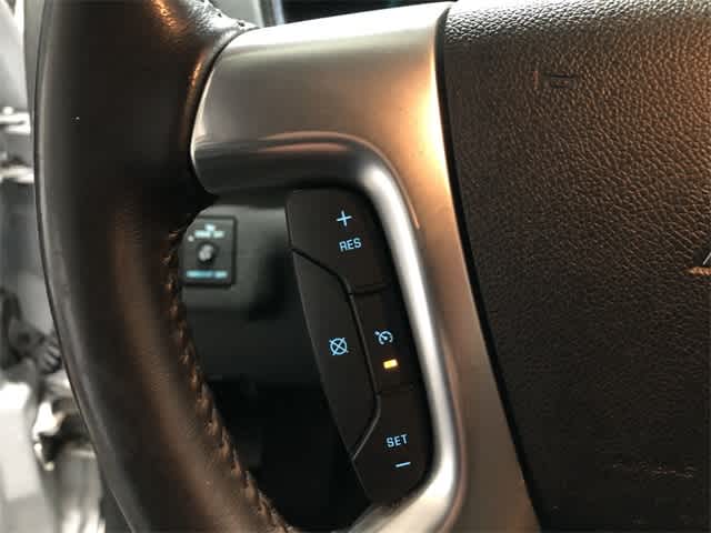 Thumbnail: 2017 Chevrolet Traverse - 17