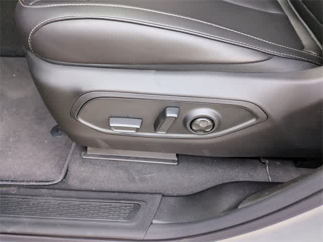 Thumbnail: 2025 Jeep Grand Cherokee L - 18