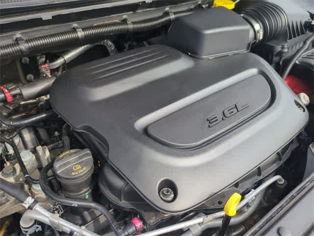 Thumbnail: 2023 Chrysler Pacifica - 14