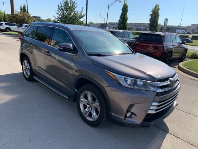 Thumbnail: 2018 Toyota Highlander - 27