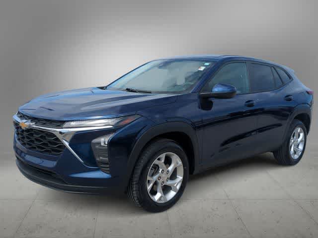 Thumbnail: 2024 Chevrolet Trax - 4