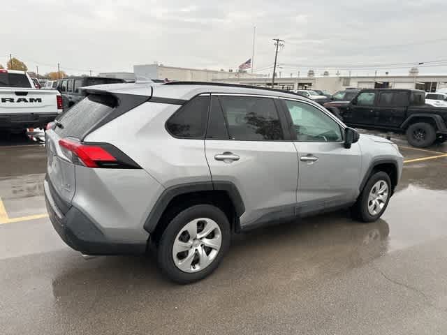 Thumbnail: 2020 Toyota RAV4 - 19