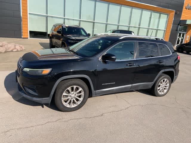 Thumbnail: 2019 Jeep Cherokee - 14