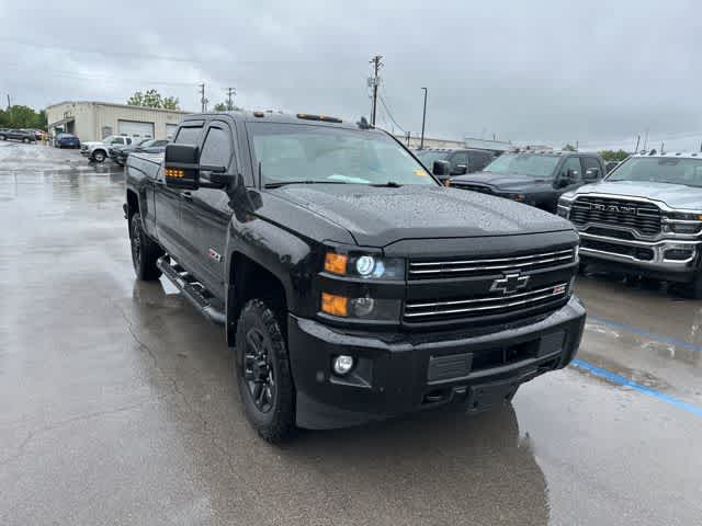 Thumbnail: 2018 Chevrolet Silverado 2500 - 25