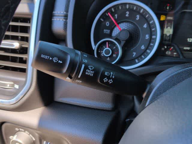 Thumbnail: 2026 RAM 1500 - 26