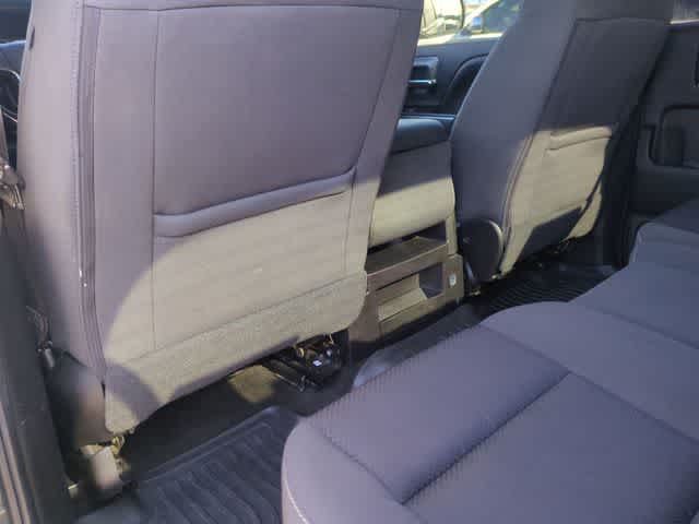 Thumbnail: 2018 Chevrolet Silverado 1500 - 19