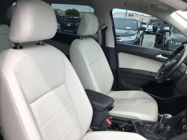 Thumbnail: 2019 Volkswagen Tiguan - 26