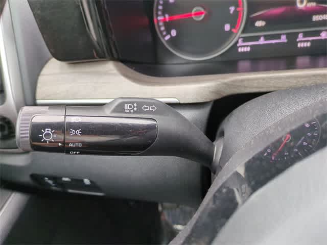 Thumbnail: 2022 Kia Sorento - 27