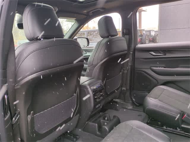 Thumbnail: 2025 Jeep Grand Cherokee L - 19