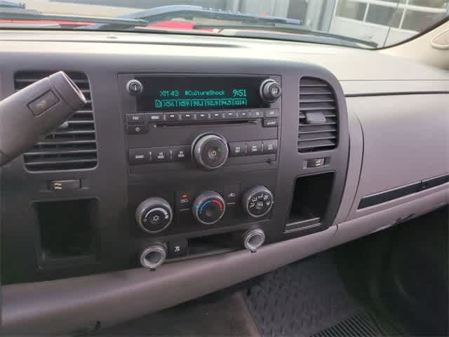 Thumbnail: 2011 Chevrolet Silverado 1500 - 27